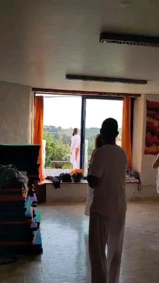 Méditations du coeur 💞pour le dernier jour du festival massage tantrique.💆‍♀️

Merci🙏 à toutes les personnes qui nous ont fait confiance. C'était juste MAGIQUE 🥰🥰🥰

A bientôt pour de nouvelles aventures du toucher en conscience. Pensez à vous inscrire📱 à notre newsletter 📬 pour être informé-e de nos propositions 🕉️ (lien vers notre site dans la bio)

 
#relationdaideparletoucher #massagecachemirien #festivalmassagetantrique #massagetao #tantrafrance #tantrisme #tantrika #tantramassage #tantramassage #tantramassage #merci #méditation #ensemble #bienveillance